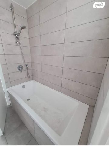 דירה, סנהדרין, עליות, רמת גן