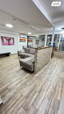 גג/ פנטהאוז, הרותם, רסקו א', חולון