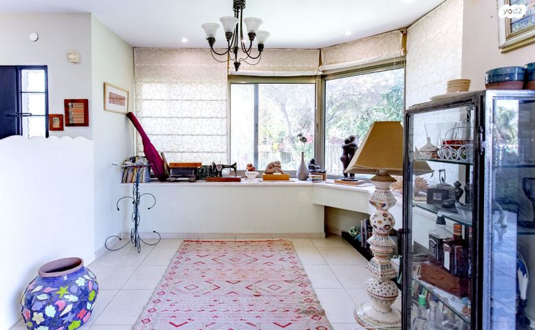 בית פרטי/ קוטג', מתחם 19 - 20 (מתחם הפרחים), הוד השרון