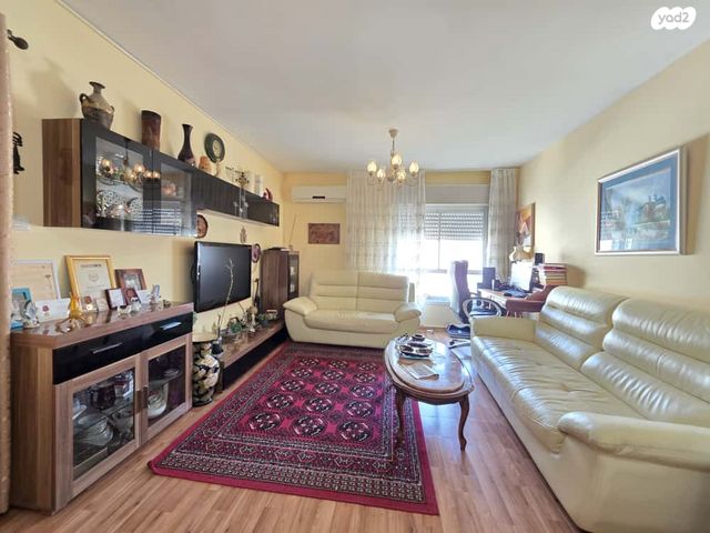 דירה, שדרות מלכי ישראל, שער הדרום, קרית גת