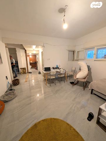 דירה, כצנלסון, פועלי הרכבת, גבעתיים