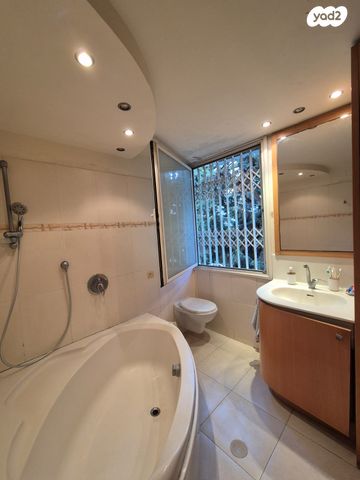 דירה, רד"ק, הדר, רמת השרון