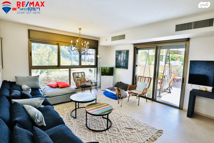 דירה, רש"י 23, הרצליה