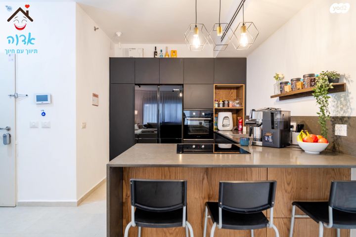 דירה, רחל, גבעת הרמבם, גבעתיים