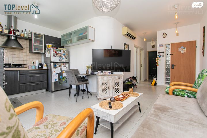 דירה, בת חן 56, רמת חן, חיפה