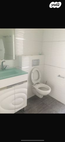 דירה, יצחק רפאל 10, חומת שמואל, הר חומה, ירושלים