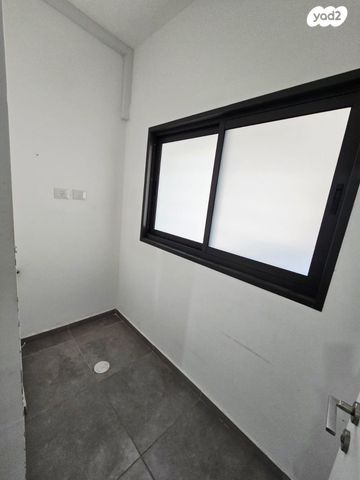 דירה, חיים ויצמן, מורשת, מודיעין מכבים רעות