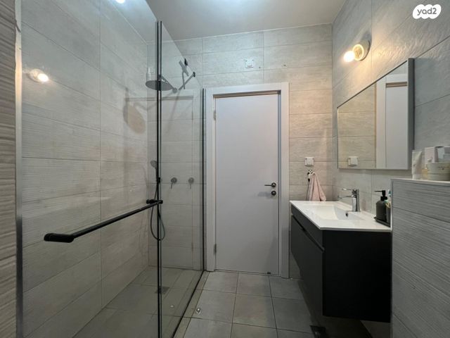 דירה, הרצל, קרית אתא