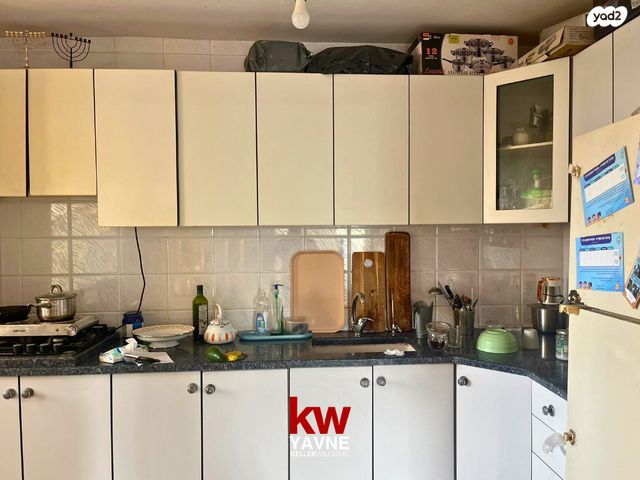 דירה, הדרור, נאות בן גוריון, יבנה