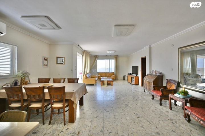 גג/ פנטהאוז, בית הערבה, קרית גנים, ראשון לציון