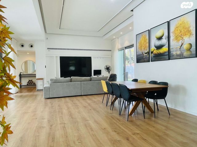 בית פרטי/ קוטג', רמות השבים, רמות השבים