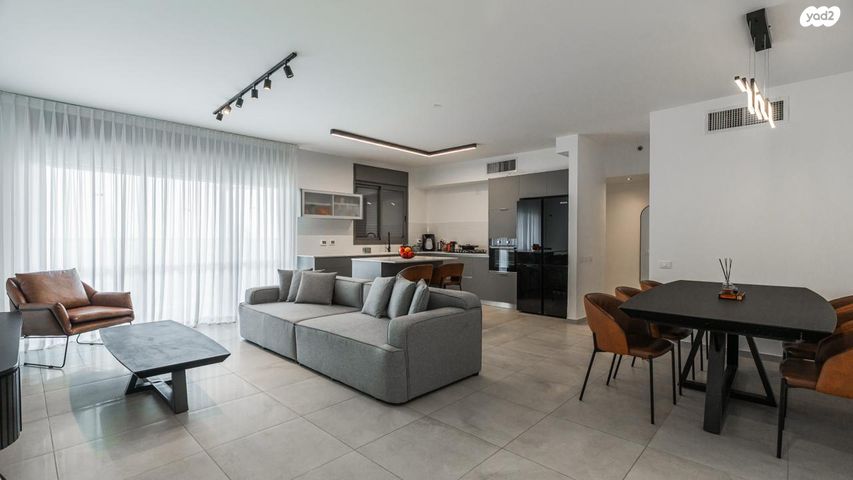 דירה, אברהם מחרז, סנטרל פארק / האצטדיון, באר שבע