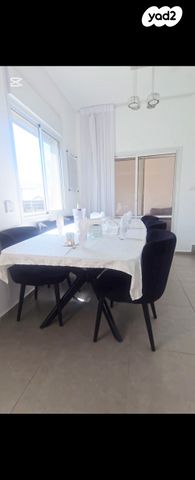 בית פרטי/ קוטג', עפרוני, שלומית, שלומי