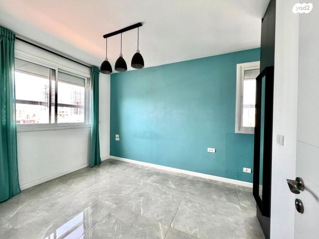 דופלקס, שדרות חיים וייצמן 49, צפון מערב מרכז העיר, נתניה