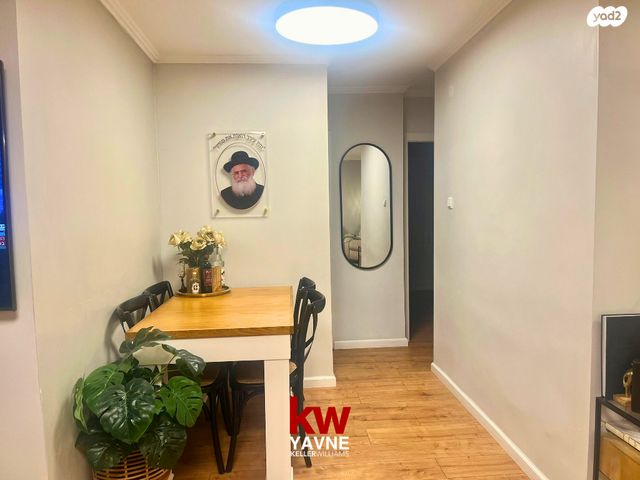 דירה, העגור, נאות בן גוריון, יבנה