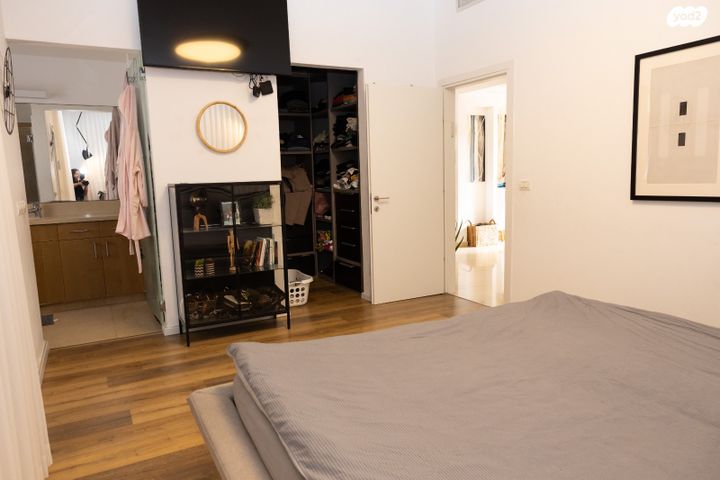 דו משפחתי, גדרה