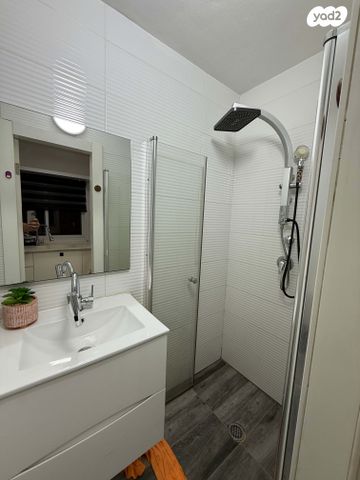 דירה, משה שרת, באר שבע