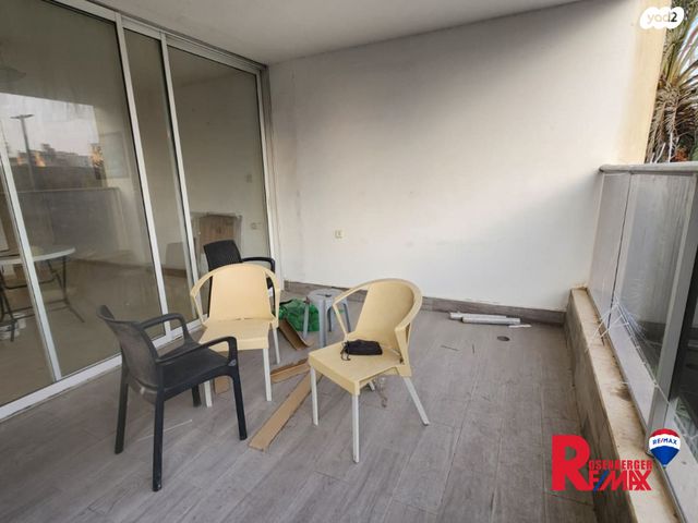 דירה, קרן היסוד 4, קרית שרת מערב, חולון