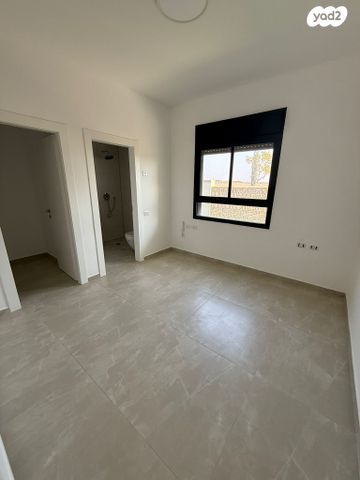 דירת גן, אשקלון