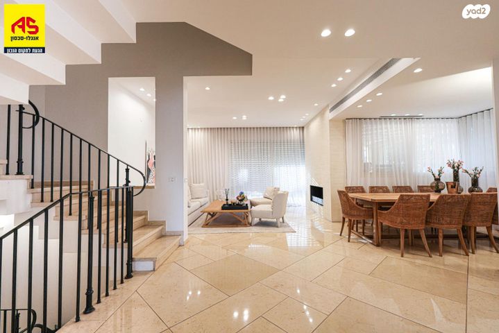 בית פרטי/ קוטג', רעננה