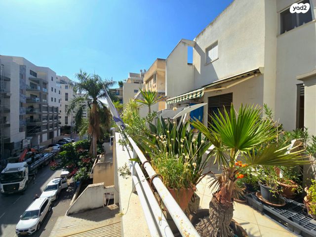 גג/ פנטהאוז, רעננה