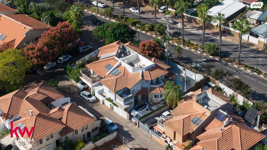 בית פרטי/ קוטג', רעננה