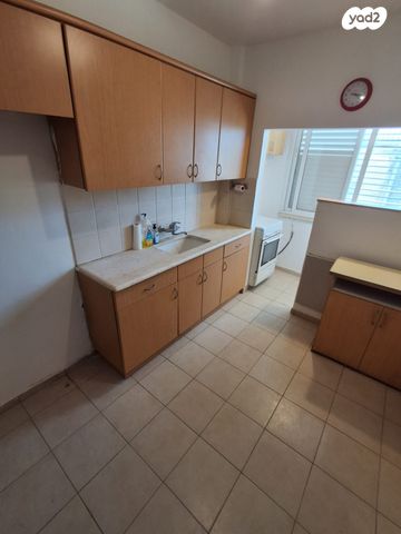 דירה, רימון 2, לב העיר, בת ים