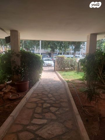 דירה, דניאל, לב העיר, בת ים