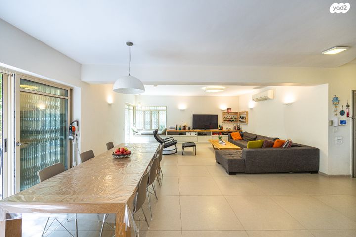 דופלקס, רחל המשוררת 4, בית הכרם, רמת בית הכרם, ירושלים