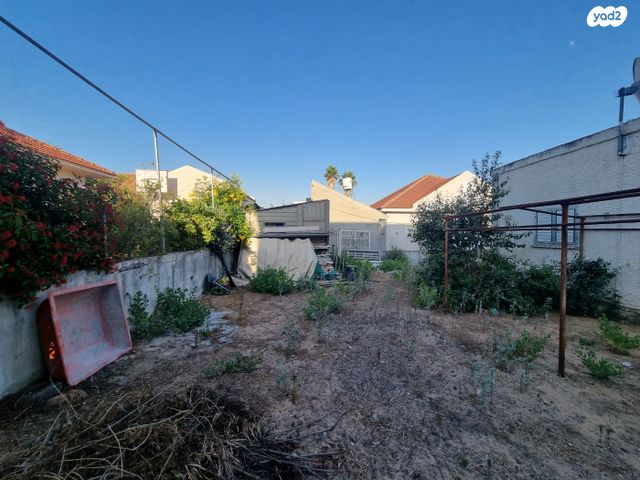 דו משפחתי, היסמין, אליכין, אליכין