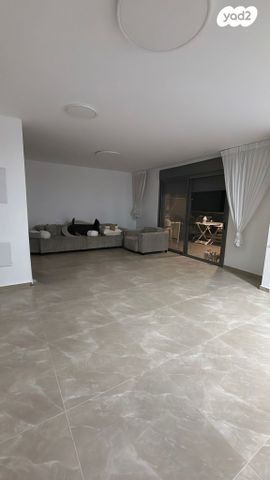 נתיבות מערב