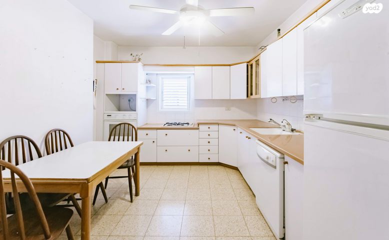 דירה, חיים וייצמן, רחובות