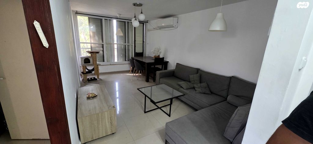 דירה, קרית אתא