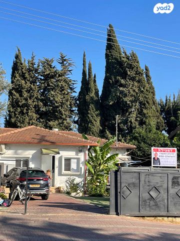 מגרשים, תל מונד