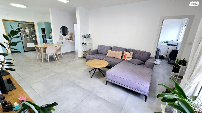 גג/ פנטהאוז, שער הגיא 57, רמת רבין, כרמיאל