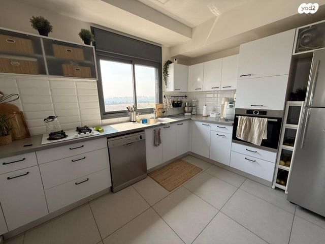 דירה, נווה שרת, תל אביב יפו