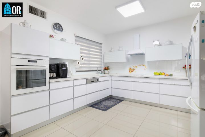 דירה, אבנר בן נר, סביוני נצר סירני, נס ציונה