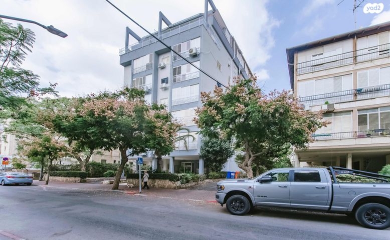 דירה, חיים וייצמן, רחובות