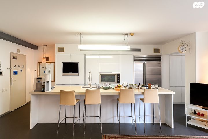 דירה, שמעון בן צבי 4, שטח 9, גבעתיים