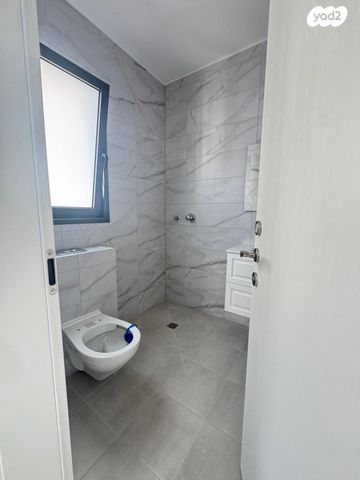 דירה, כרמי הנדיב, אחוזת רוטנר, קרית מלאכי