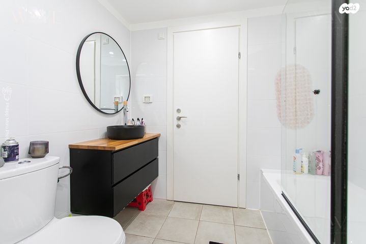 דירה, הגל, החותרים, טירת כרמל