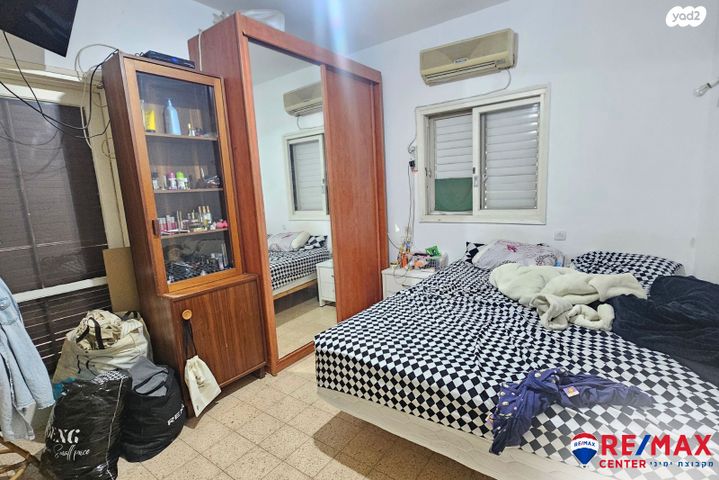 דירה, אליהו קראוזה, אגרובנק, חולון