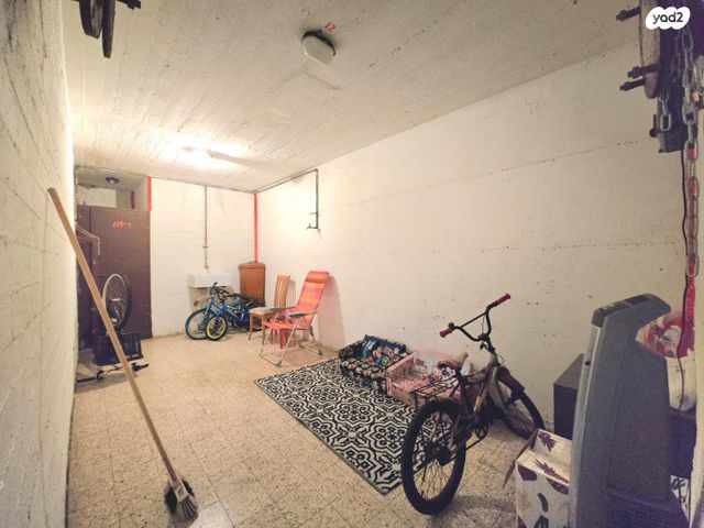 דירה, כפר סבא