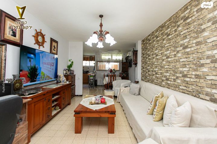 דירה, אסתר המלכה, נווה דוד, חיפה