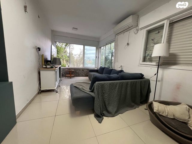 דירת גן, וייצמן, קרית אתא