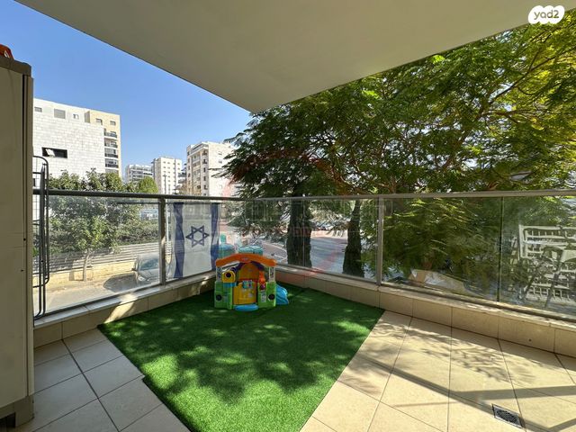 דירה, ארבע האמהות, רובע יזרעאל סביוני העמק, עפולה