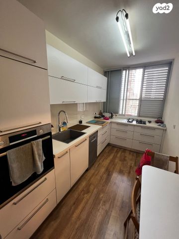 דירה, נאות רחל, חולון