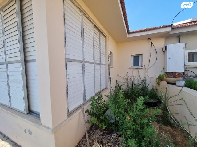 דו משפחתי, היסמין, אליכין, אליכין