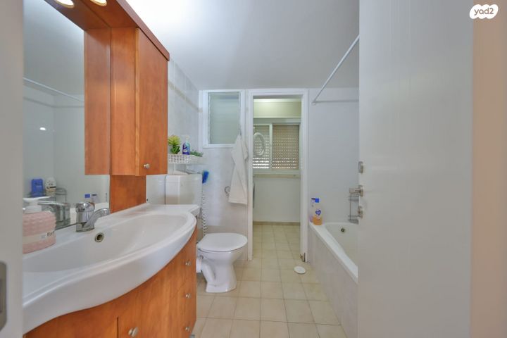 דו משפחתי, בעל שם טוב 76, מרכז העיר, קרית אתא