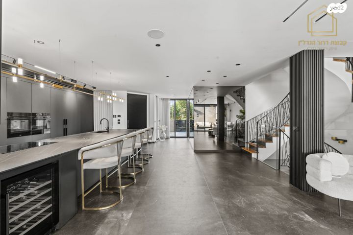 דו משפחתי, דיקלה, נווה דקלים, ראשון לציון